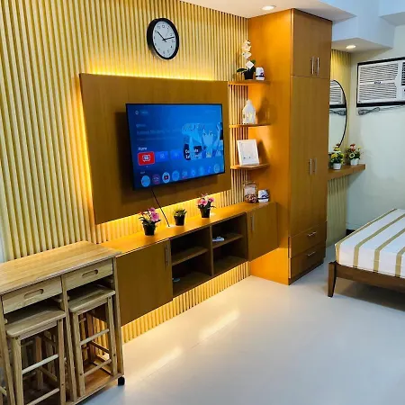 Unit 23L T-B The Pearl Place Ortigas